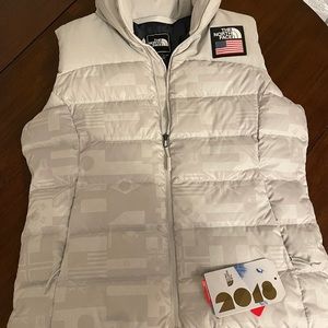 The North Face Women’s Medium Vest 2018 Olympics